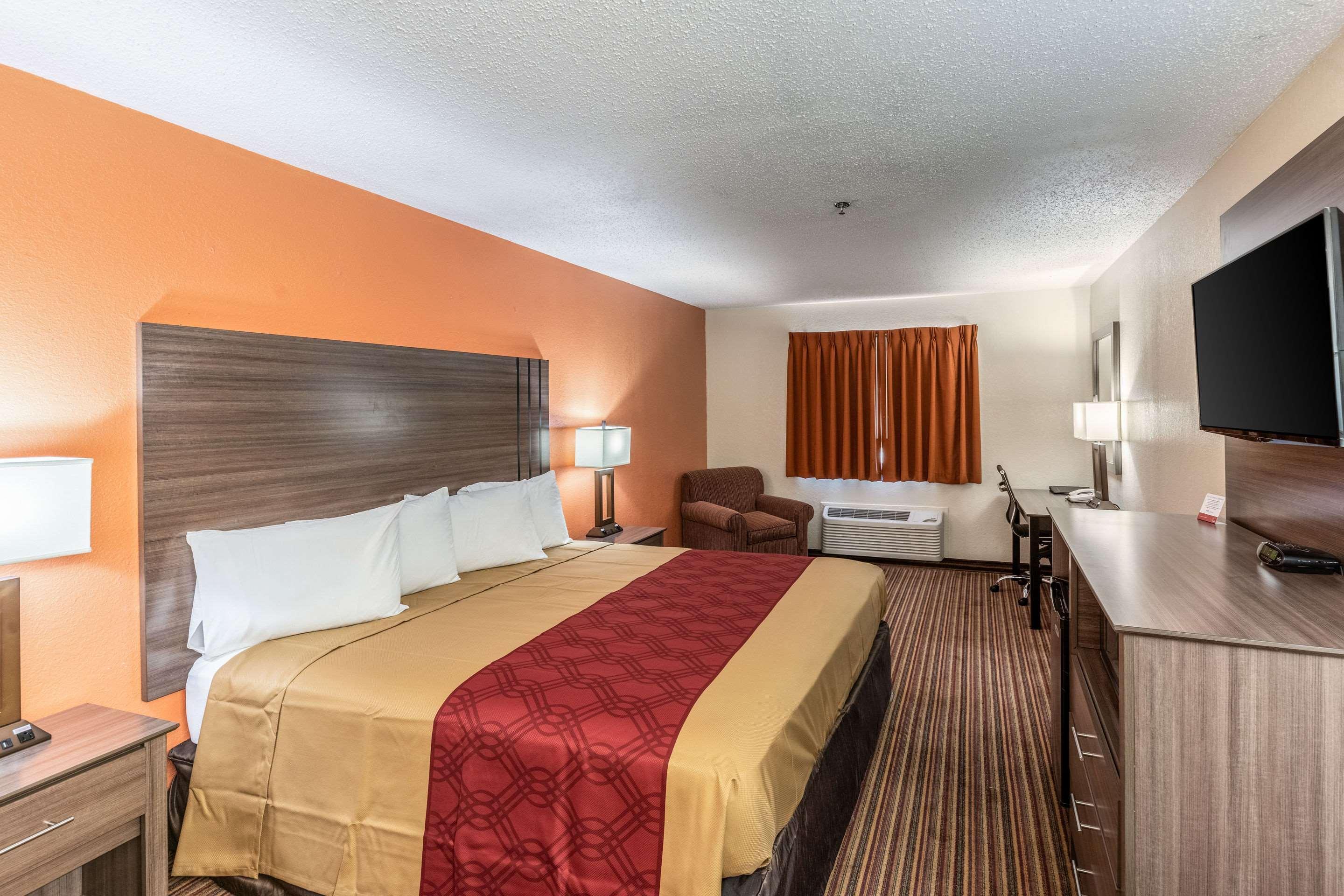 Econo Lodge Inn & Suites McKinney Extérieur photo