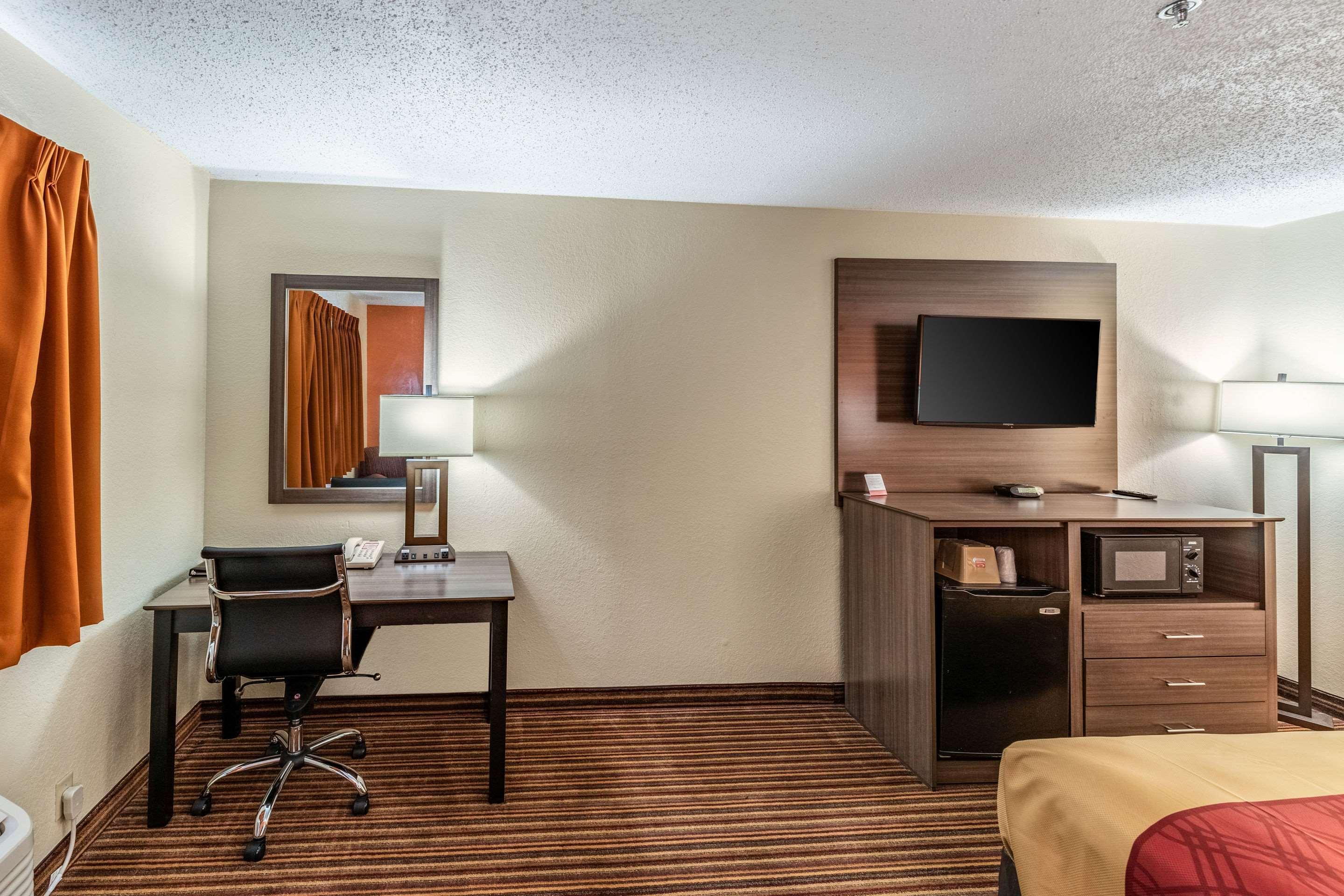 Econo Lodge Inn & Suites McKinney Extérieur photo