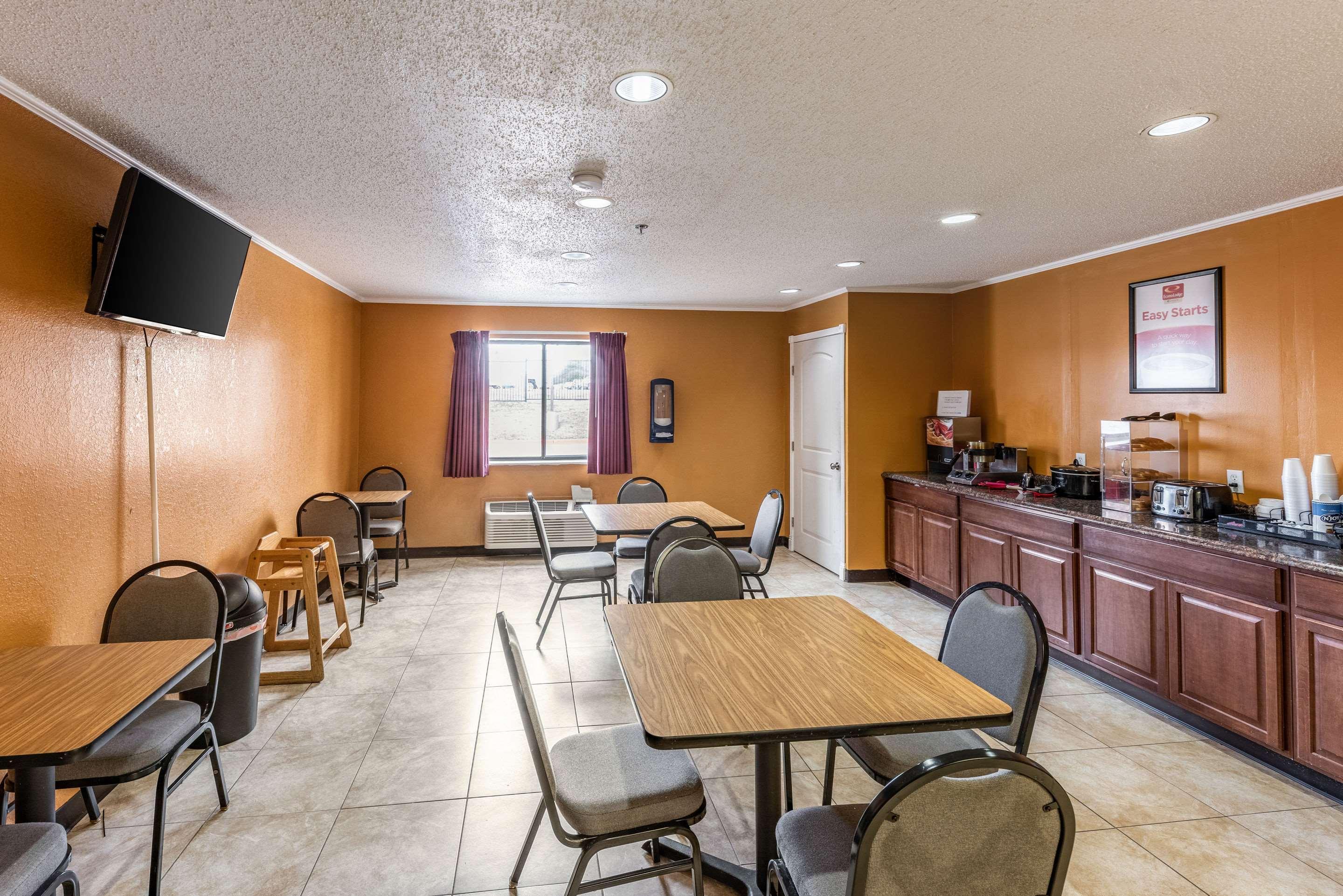 Econo Lodge Inn & Suites McKinney Extérieur photo