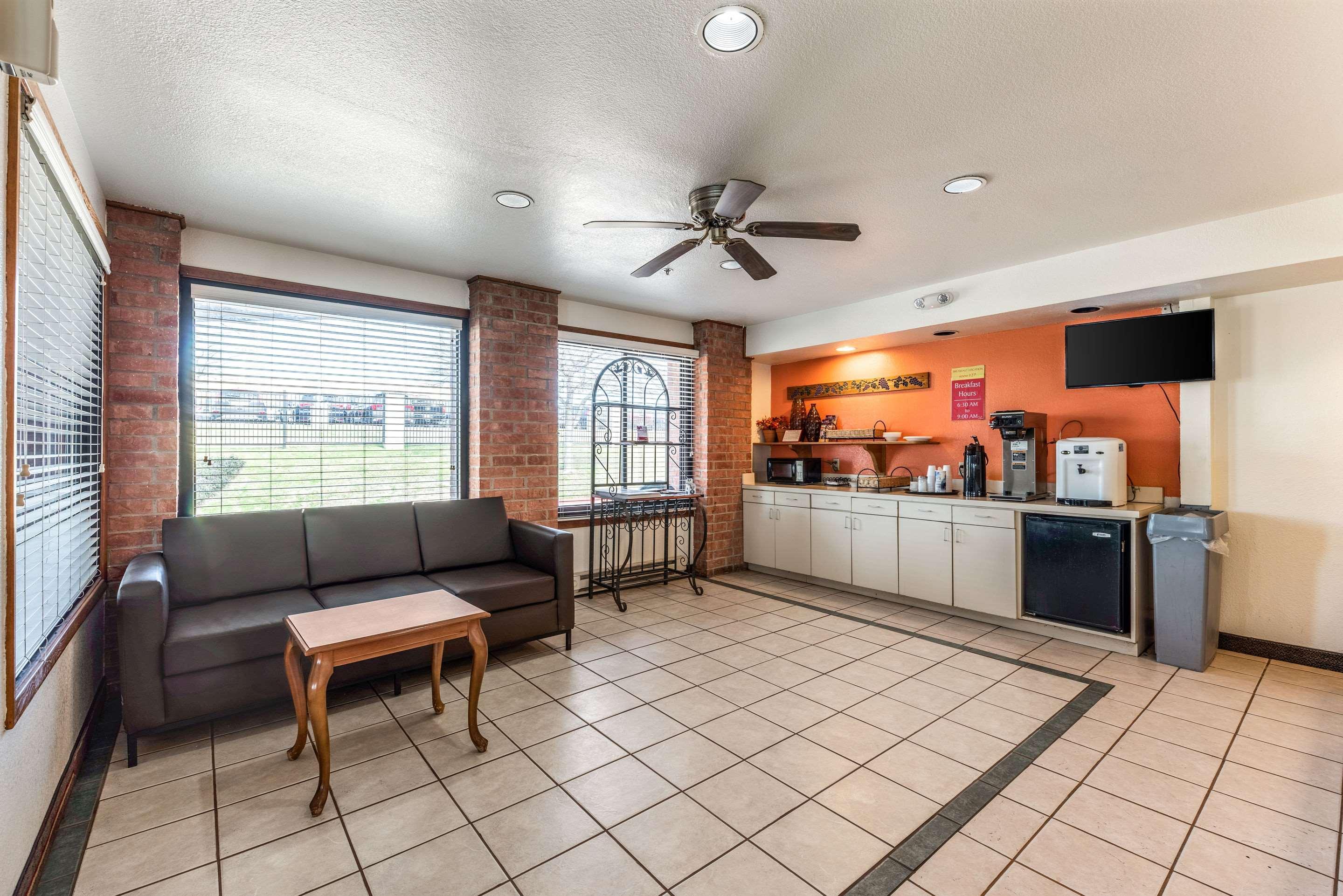 Econo Lodge Inn & Suites McKinney Extérieur photo