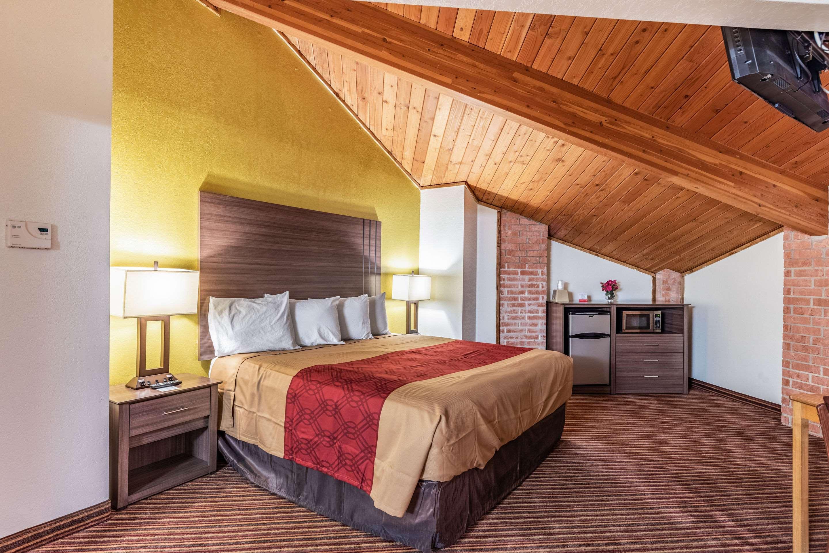Econo Lodge Inn & Suites McKinney Extérieur photo