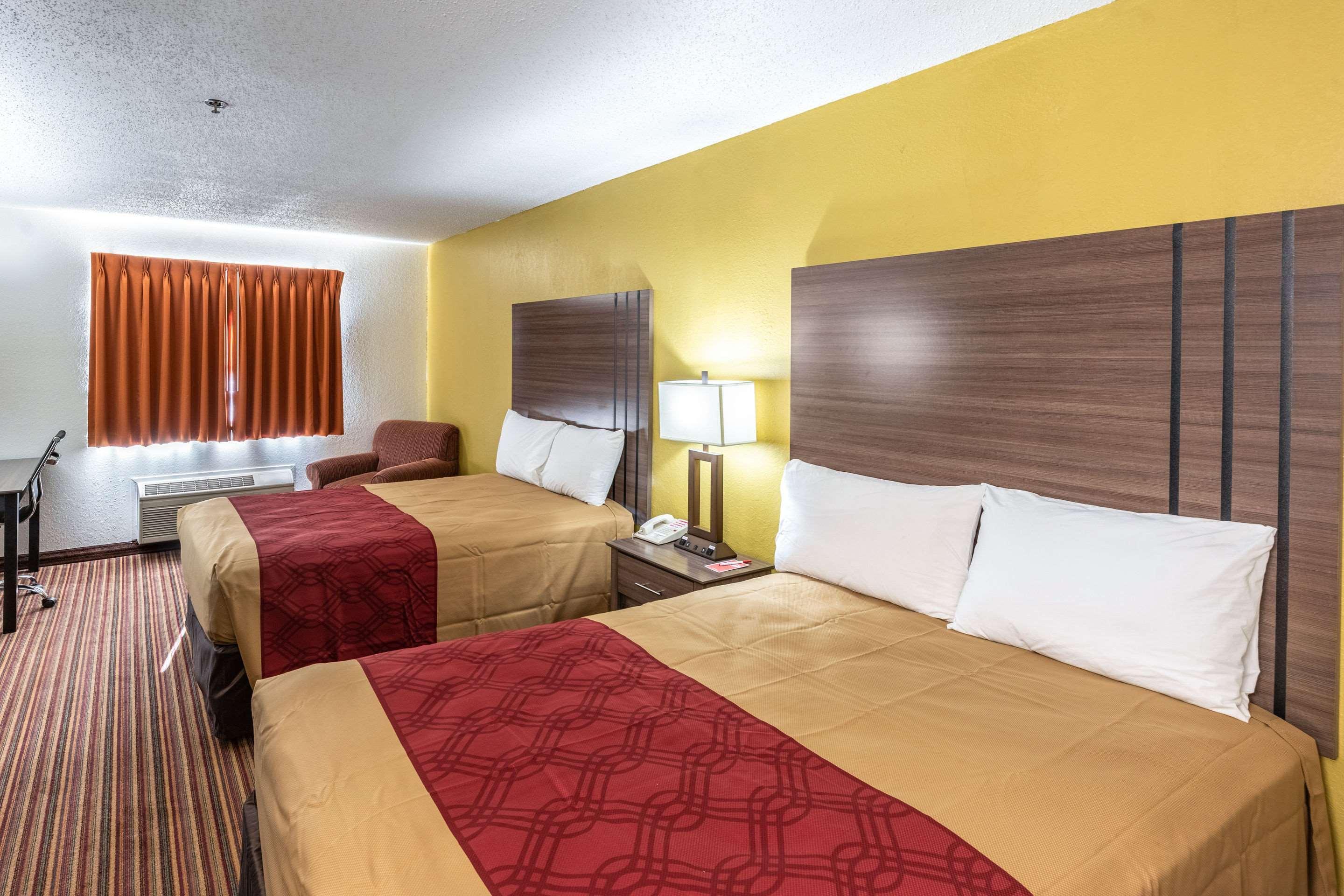 Econo Lodge Inn & Suites McKinney Extérieur photo