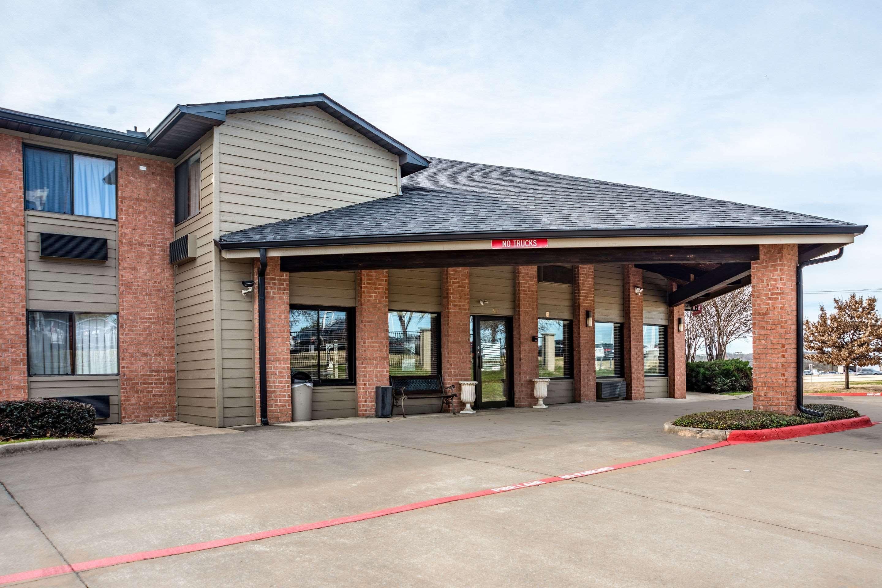 Econo Lodge Inn & Suites McKinney Extérieur photo